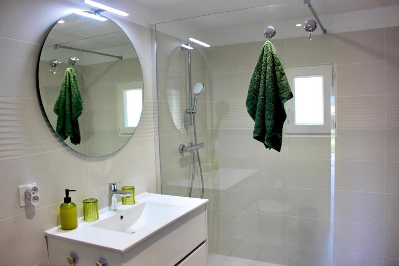 Appartement Prive A La Campagne Figanières Extérieur photo